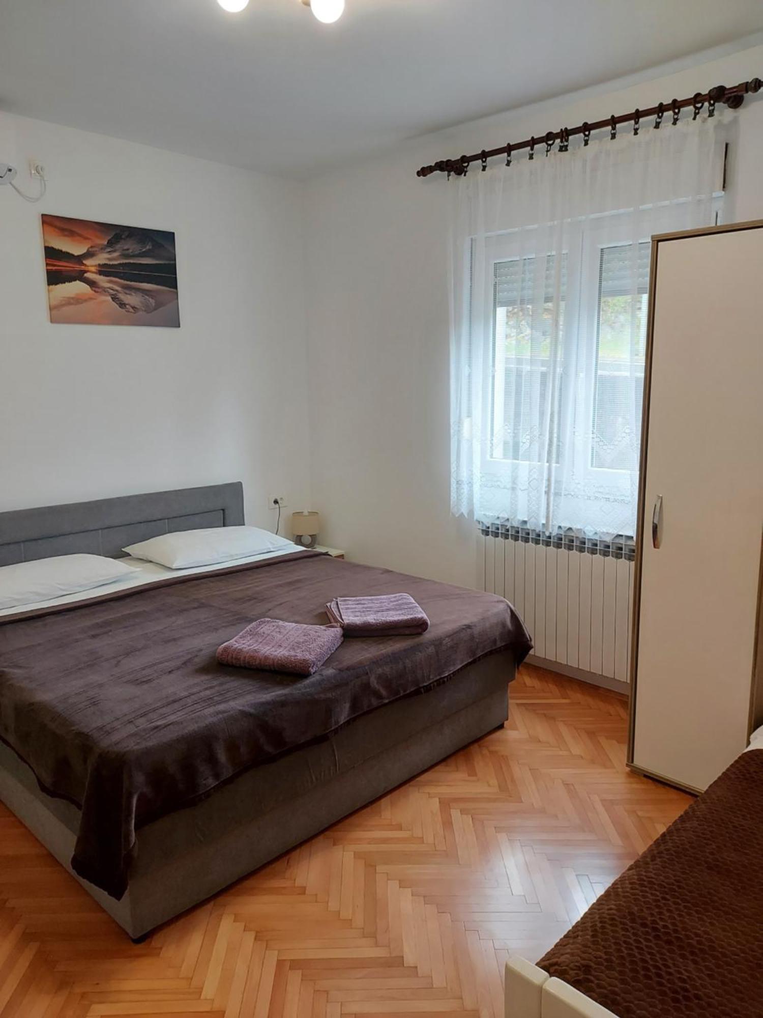 Elena Rooms Pasjak Екстер'єр фото