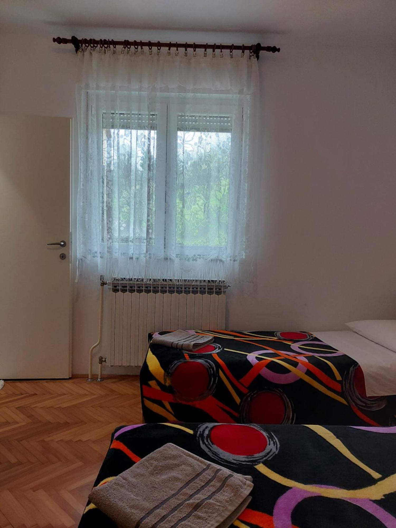 Elena Rooms Pasjak Екстер'єр фото
