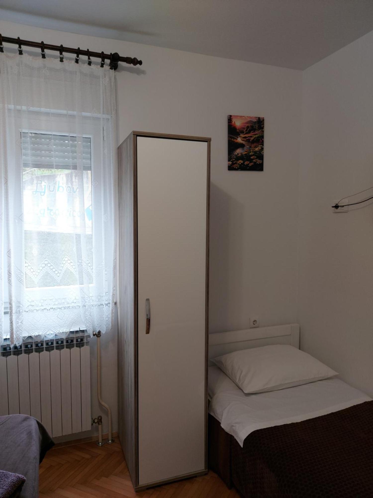 Elena Rooms Pasjak Екстер'єр фото