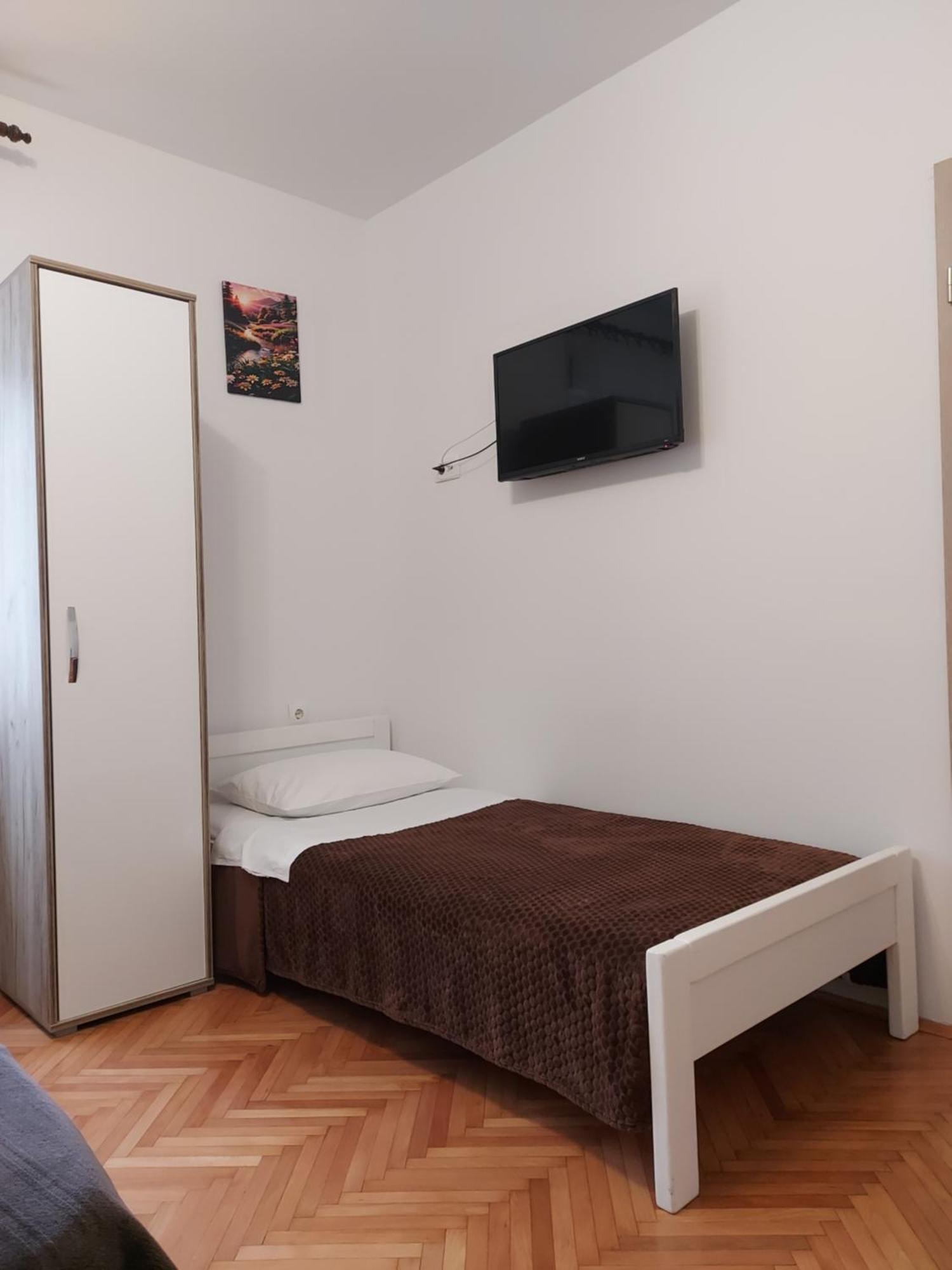 Elena Rooms Pasjak Екстер'єр фото