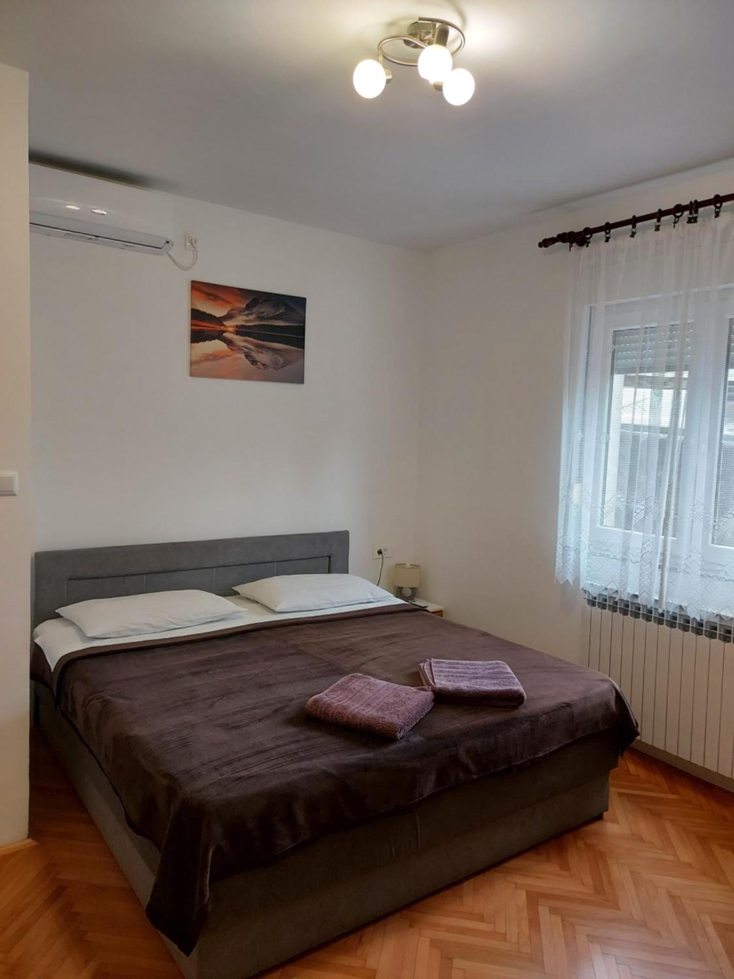 Elena Rooms Pasjak Екстер'єр фото